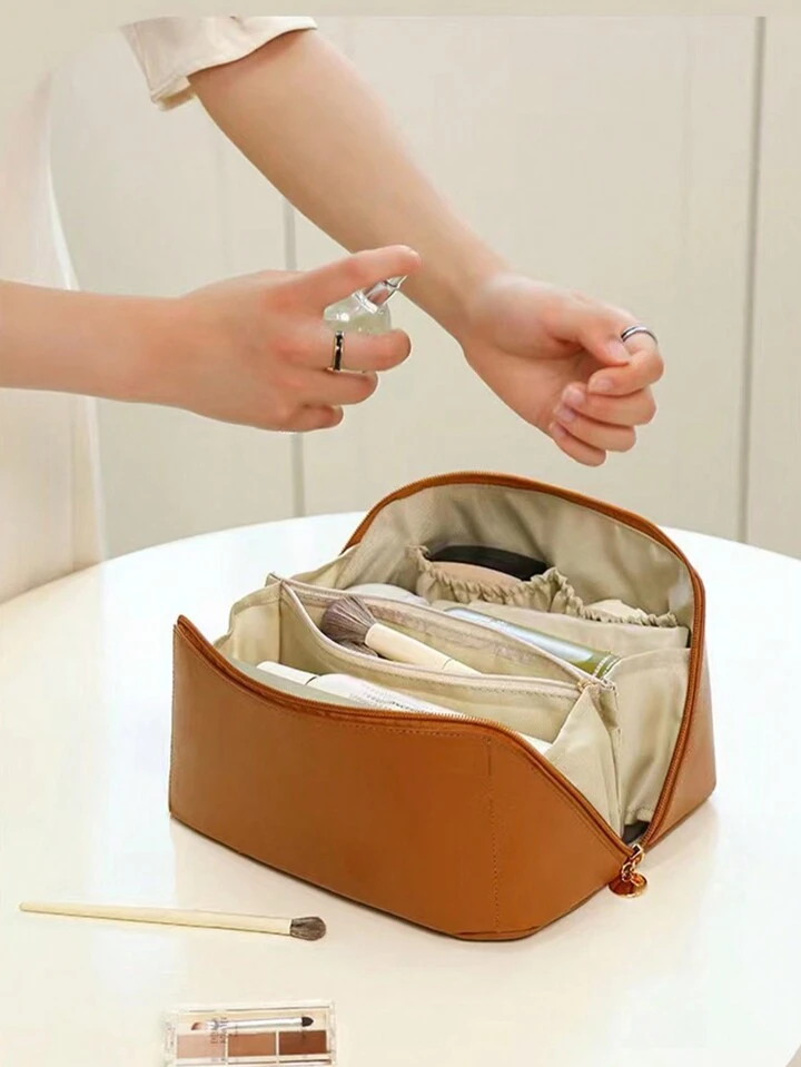 clean cosmetic bag